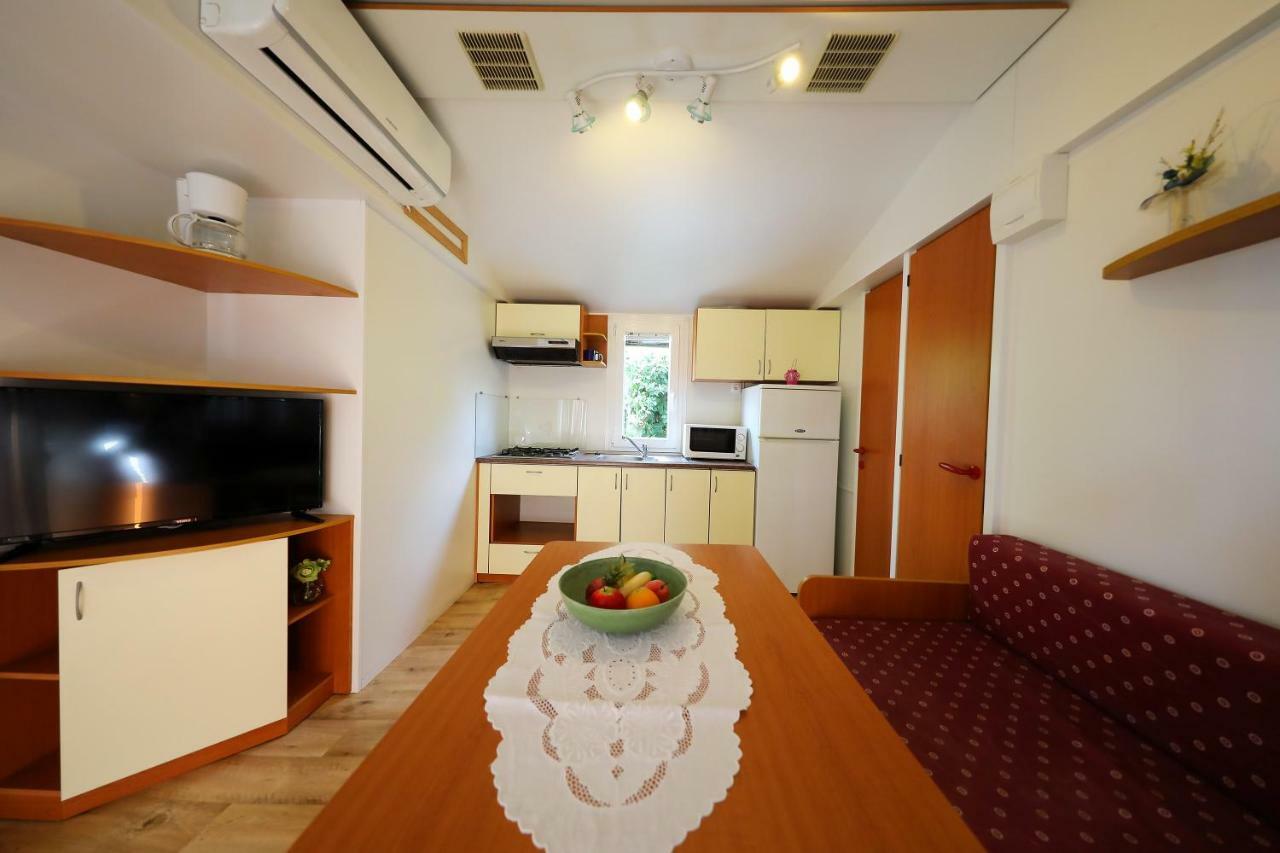 נין Mobile Home Grbe מראה חיצוני תמונה