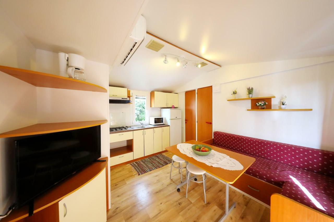 נין Mobile Home Grbe מראה חיצוני תמונה