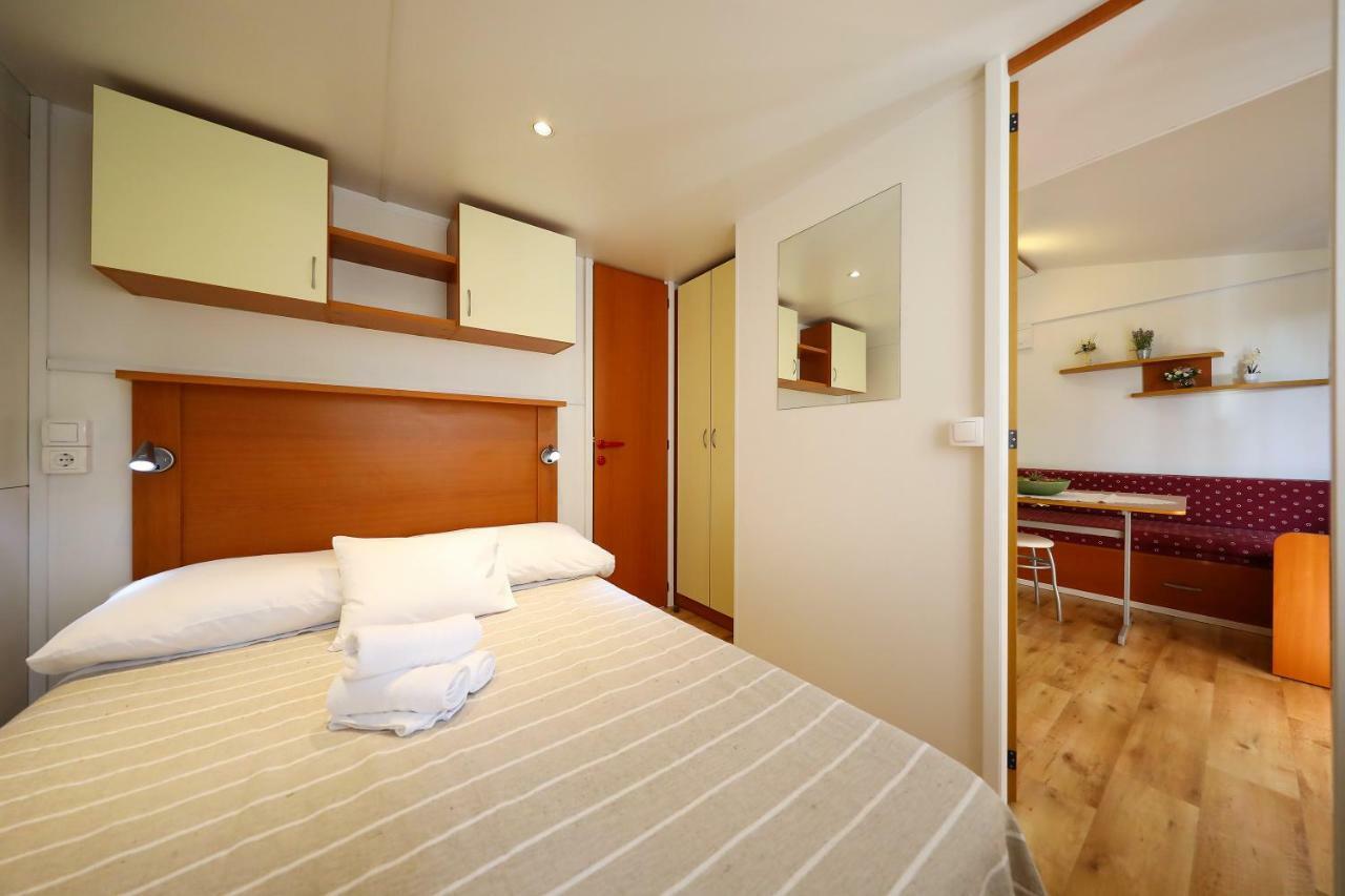 נין Mobile Home Grbe מראה חיצוני תמונה