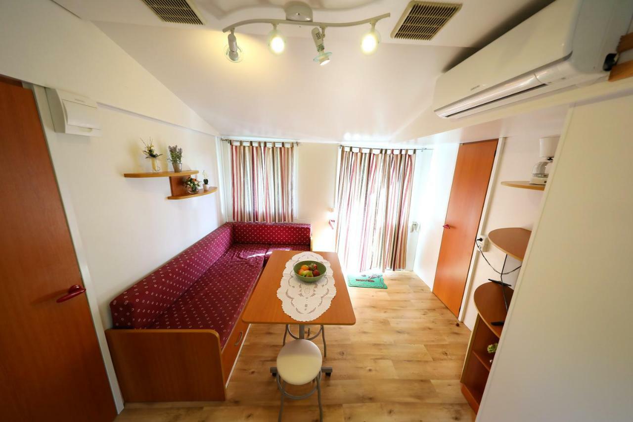 נין Mobile Home Grbe מראה חיצוני תמונה