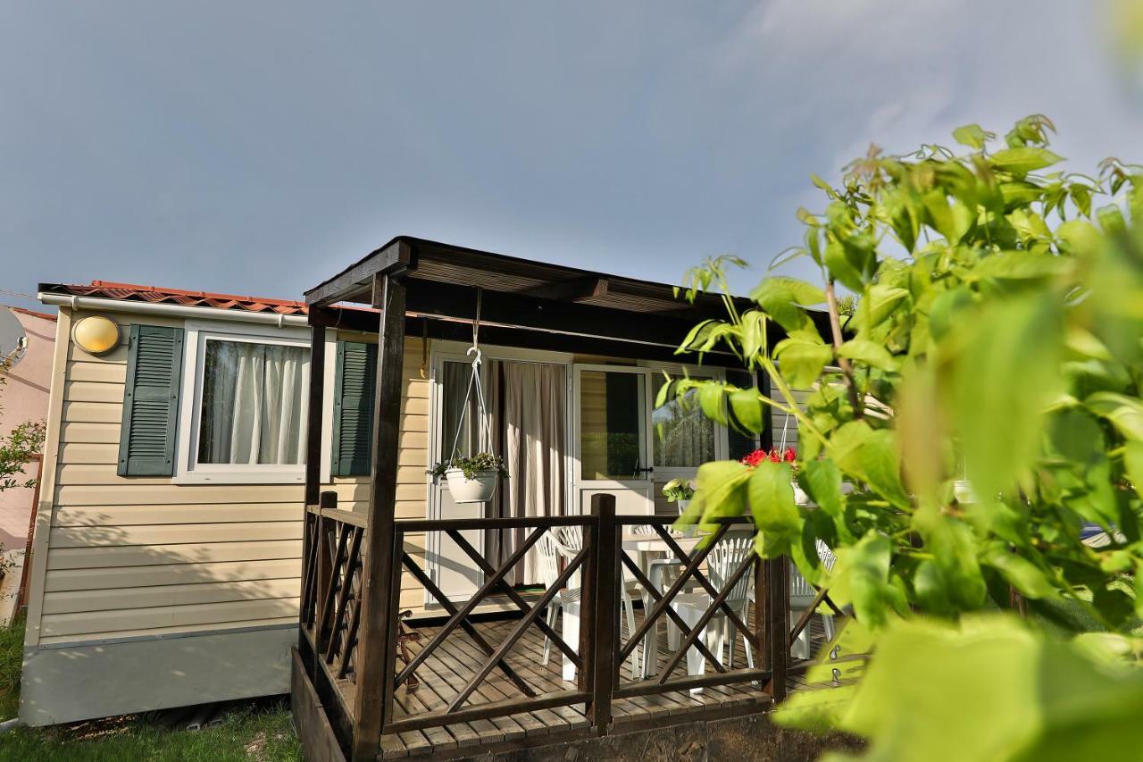 נין Mobile Home Grbe מראה חיצוני תמונה