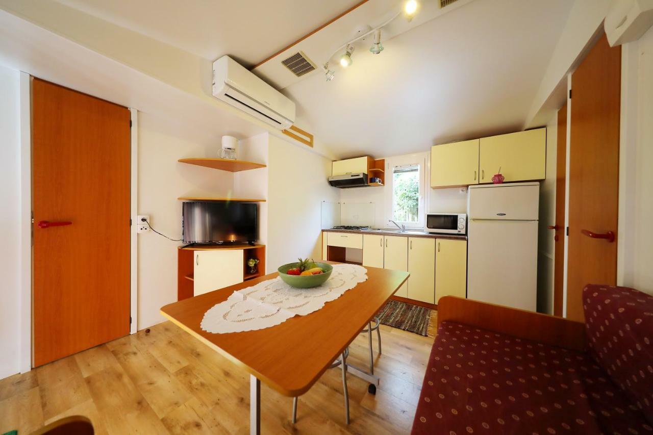 נין Mobile Home Grbe מראה חיצוני תמונה