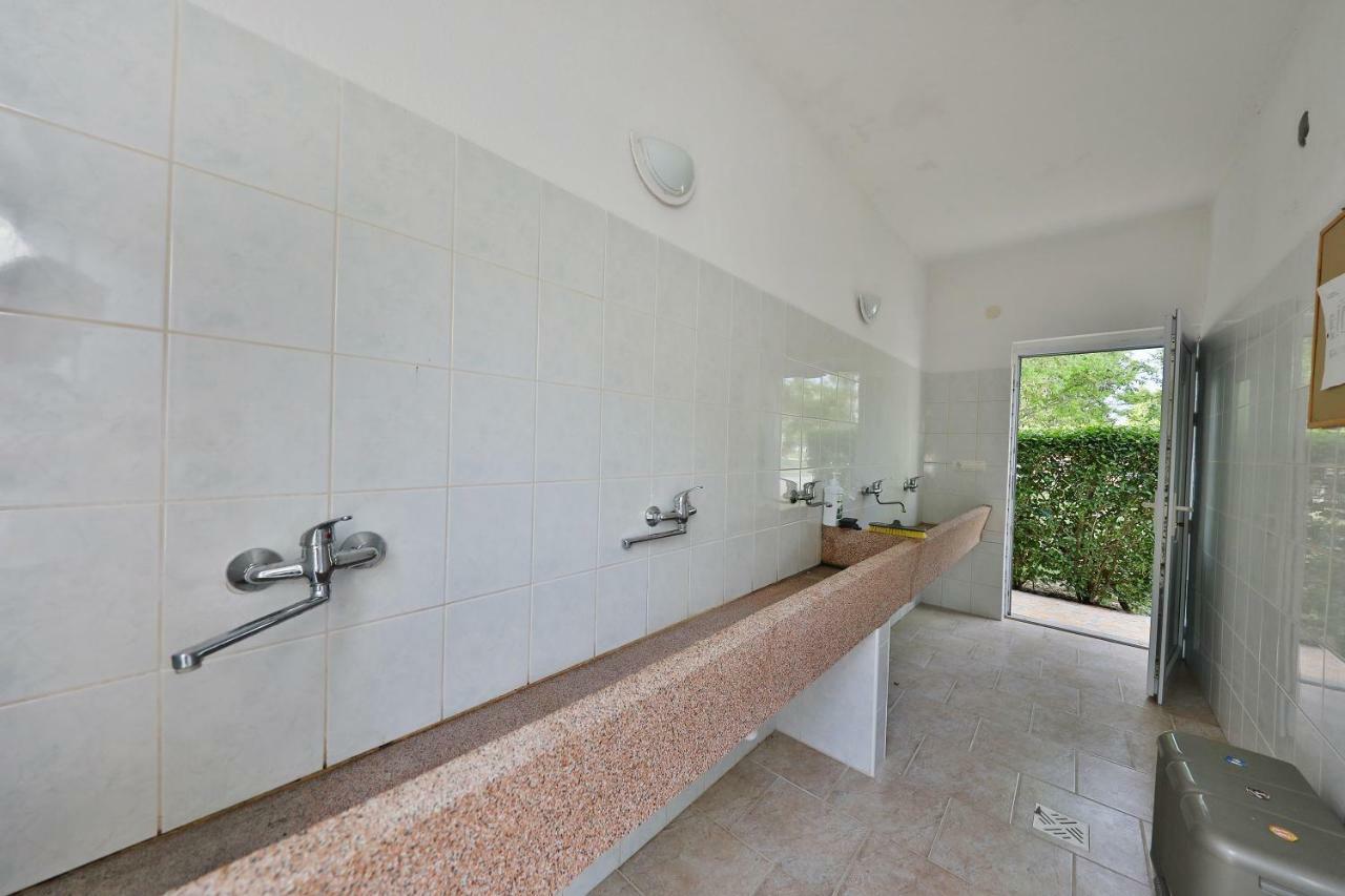 נין Mobile Home Grbe מראה חיצוני תמונה